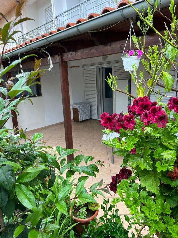 Goni Guest House Σαράντα Εξωτερικό φωτογραφία